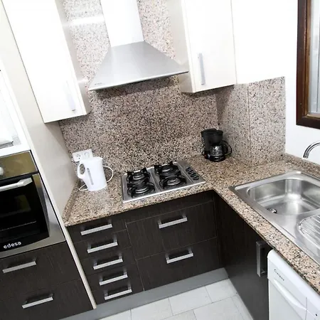 Bahia Ii Homestay By Turismar * Salou